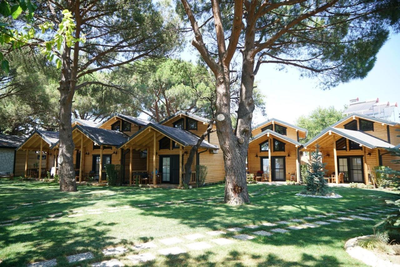 Pino Mar Luxury Bungalows Erdek Exterior photo